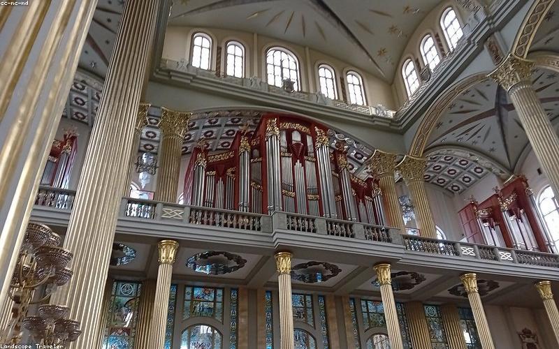 A vibrant image showing various refreshing drinks like lemon water, mint cooler, and a jug of plain water with ice. Caption: Stay hydrated with smart choices!